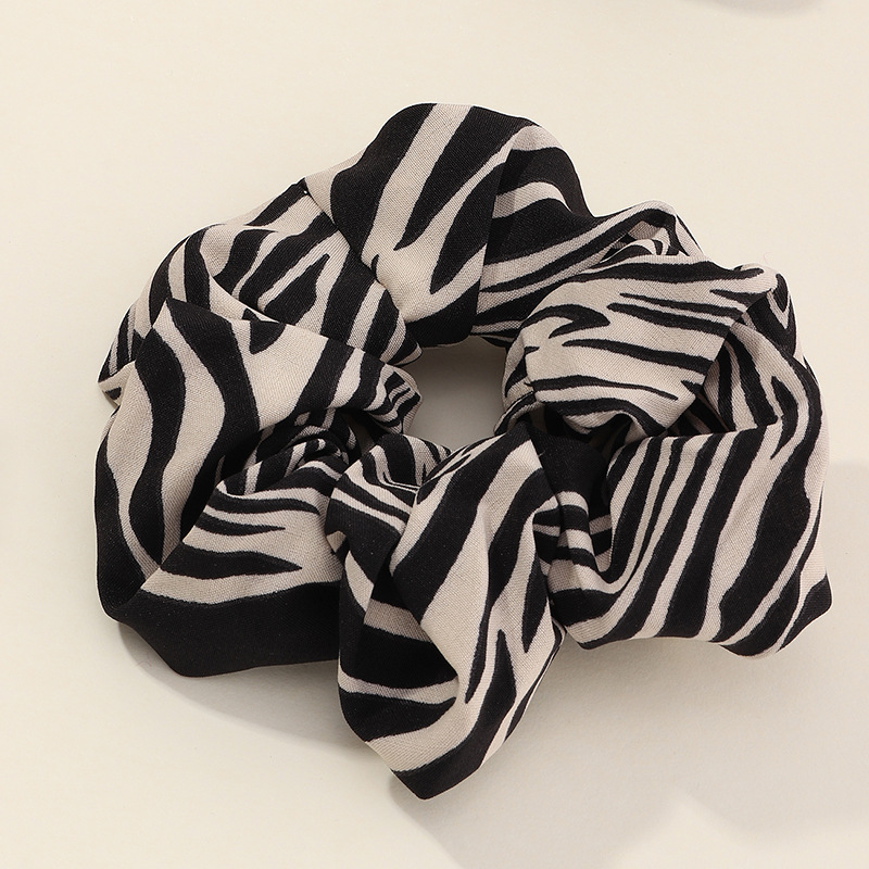 Korea Flower Tie Hair Rubber Band Head Rope Holster Jewelry Wholesale display picture 4