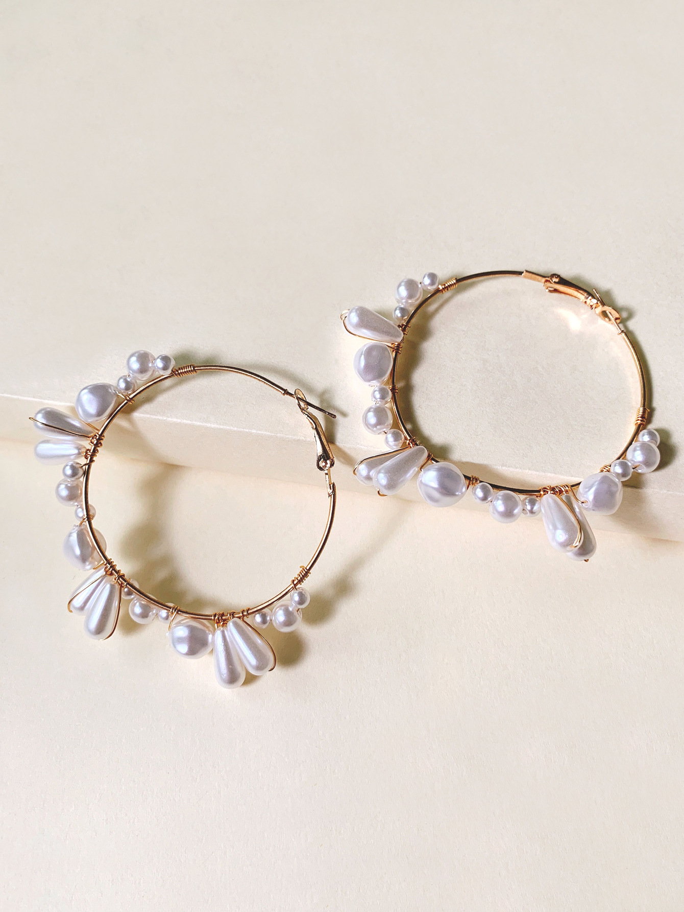 Pearl Earrings Series Temperament Wild Personality Pearl Large Circle Earrings Wholesale Nihaojewelry display picture 8