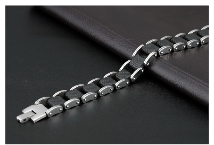 Original Design Geometric Titanium Steel Polishing Men's Bracelets display picture 2