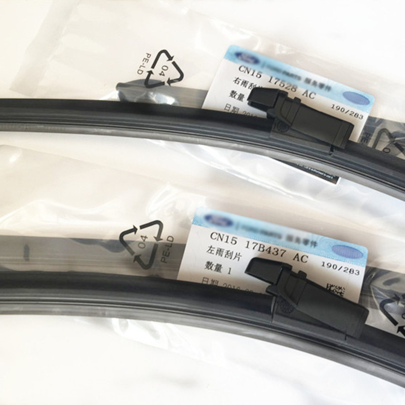 14381615559_1709862038