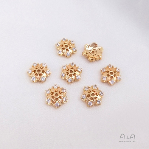 Color-preserving 14K gold-plated zircon flower tray, flashing zirconium snowflake tray, handmade diy bracelet, bracelet, beads, bead cap accessories