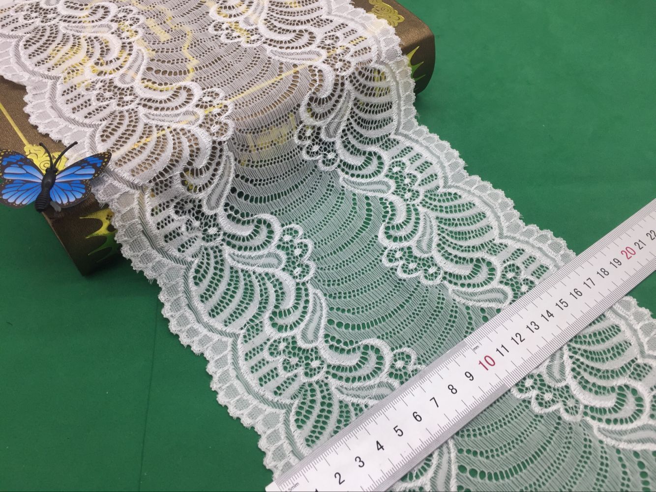 福建弹力花边厂家直销女装内衣服饰8110#宽度18CM弹力蕾丝小花边