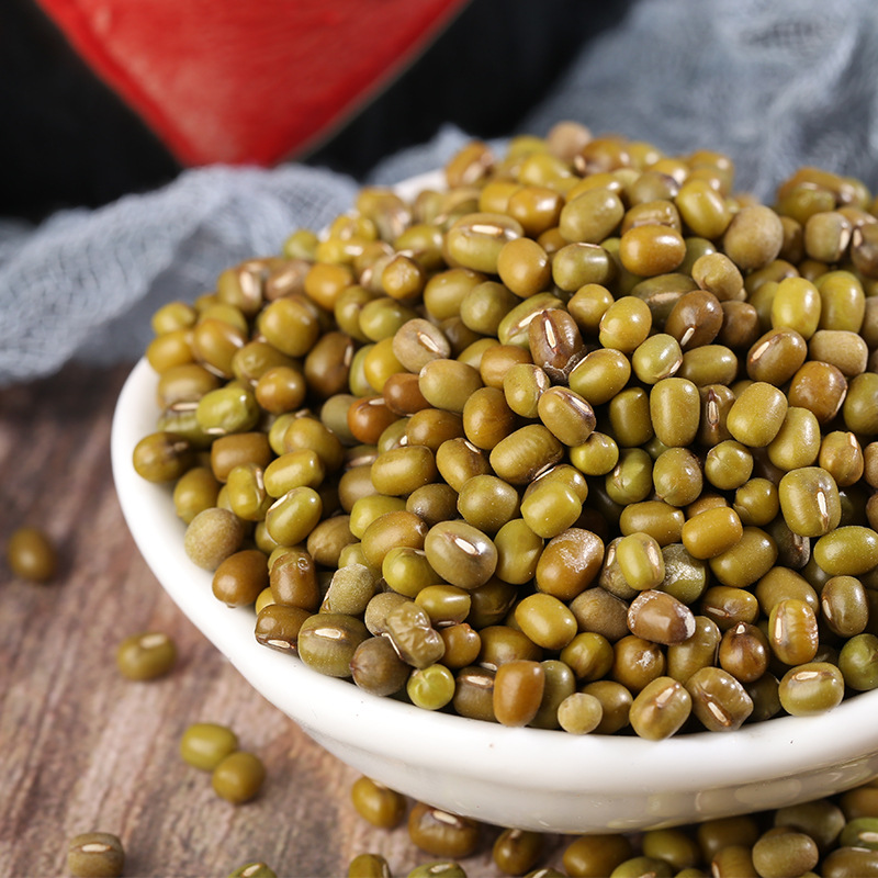Roasted Mung Beans Lu Dou 绿豆 Vigna radiata Low Temperature Baked Bulk Grain for Soy Milk and Powder in use