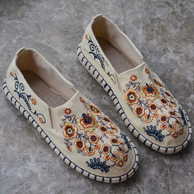 Tai chi kung fu shoes for women Linen embroidered soft soled shoes comfortable soft soled hemp shoes women breathable Hanfu shoes tourist rubber soled shoes