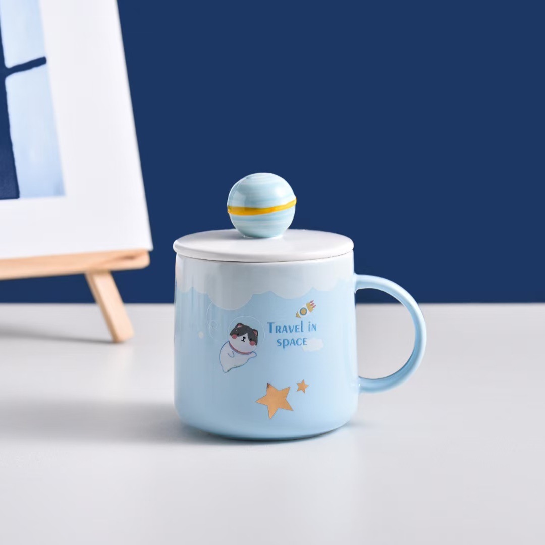 Personalidad creativa taza de color caramelo tridimensional taza de regalo con tapa cuchara Oficina taza de café de dibujos animados taza de agua