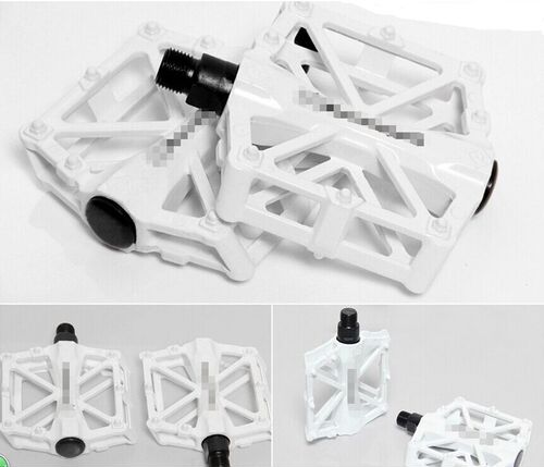 Boxed ultra-light aluminum alloy bicycle bearing pedals quick-release road mountain bike pedals for riding