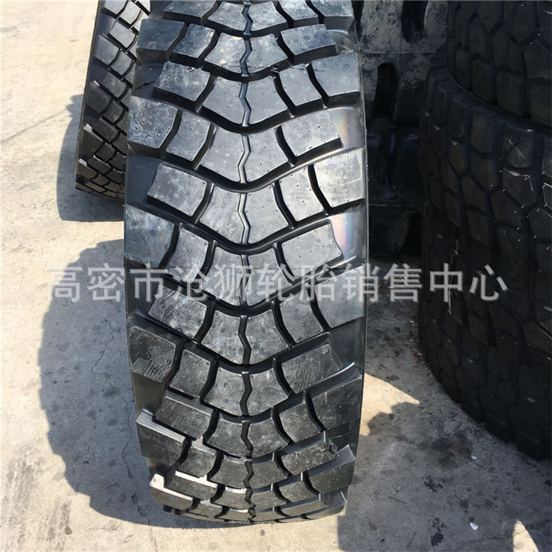 越野轮胎425/85R21 汽车轮胎