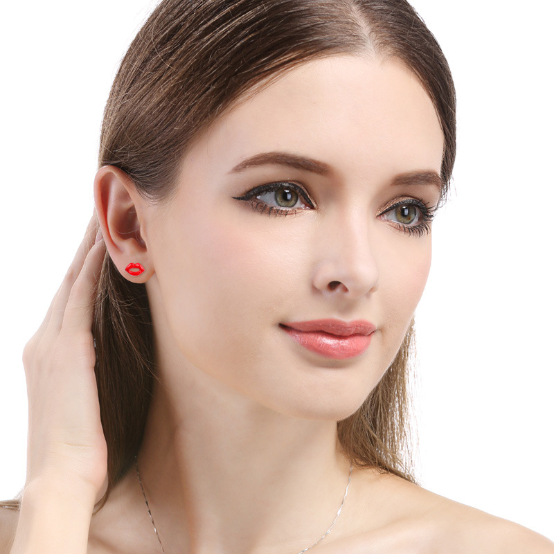 Pendientes populares retro europeos y americanos s925 pendientes de gota de plata diseño de moda de las mujeres joyería de labios rojos entrega de una sola pieza