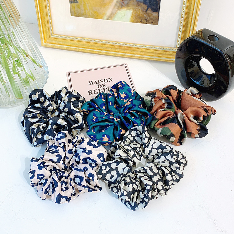 New Fashion Super Large Leopard Cheap Scrunchies Wholesale display picture 4