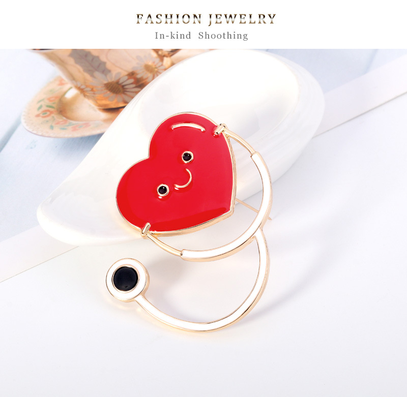 Hot Creative Cartoon Medical Heart-shaped Stethoscope Oil Drop Corsage Accessories  Wholesale Nihaojewelry display picture 7