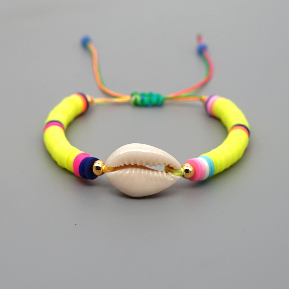 Simple Bohemian Beach Style Natural Shell Woven Friendship Rope Bracelet For Women Wholesale display picture 3