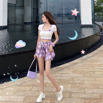 2020 summer new pattern Net Red Same item temperament Flower decorate All-match fashion Small tops