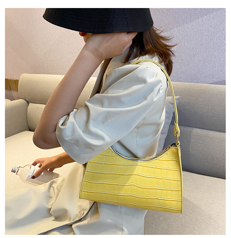 Stone Pattern Zipper Solid Color Shoulder Underarm Bag Wholesale Nihaojewelry display picture 12