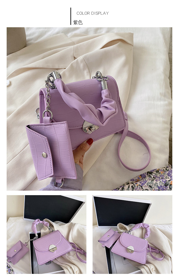 New Trendy Fashion Chain Messenger Bag display picture 3