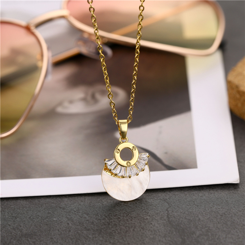 titanium steel fan-shaped shell zircon pendant simple stainless steel clavicle chain