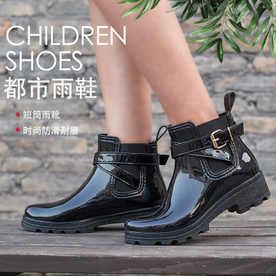 New Arrival European & American-Style Short-Height Glossy Rain Boots for Women – Fashionable, Non-Slip PVC Water Shoes, Versatile All-Season Rain Boots Available for Factory Wholesale