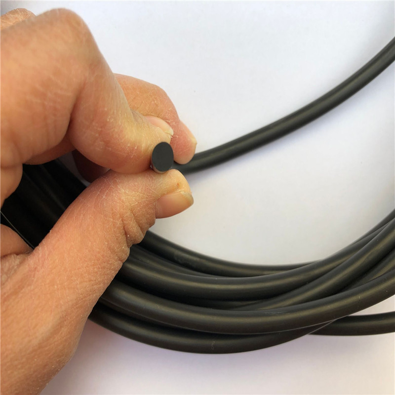 氟橡胶O型圆条 氟胶圆条8/8.5/9/9.5 耐溶剂耐高温耐酸碱耐磨封条