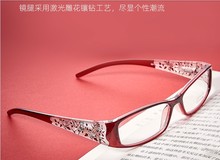出口日本雕花老花镜 镜腿采用激光雕花镶钻彩色花纹时尚老花眼镜