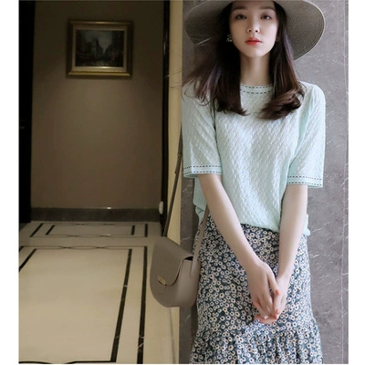 Гонконгский рис [хорошее качество, постоянные клиенты] Новый трикотажный топ с круглым вырезом и полым рукавом