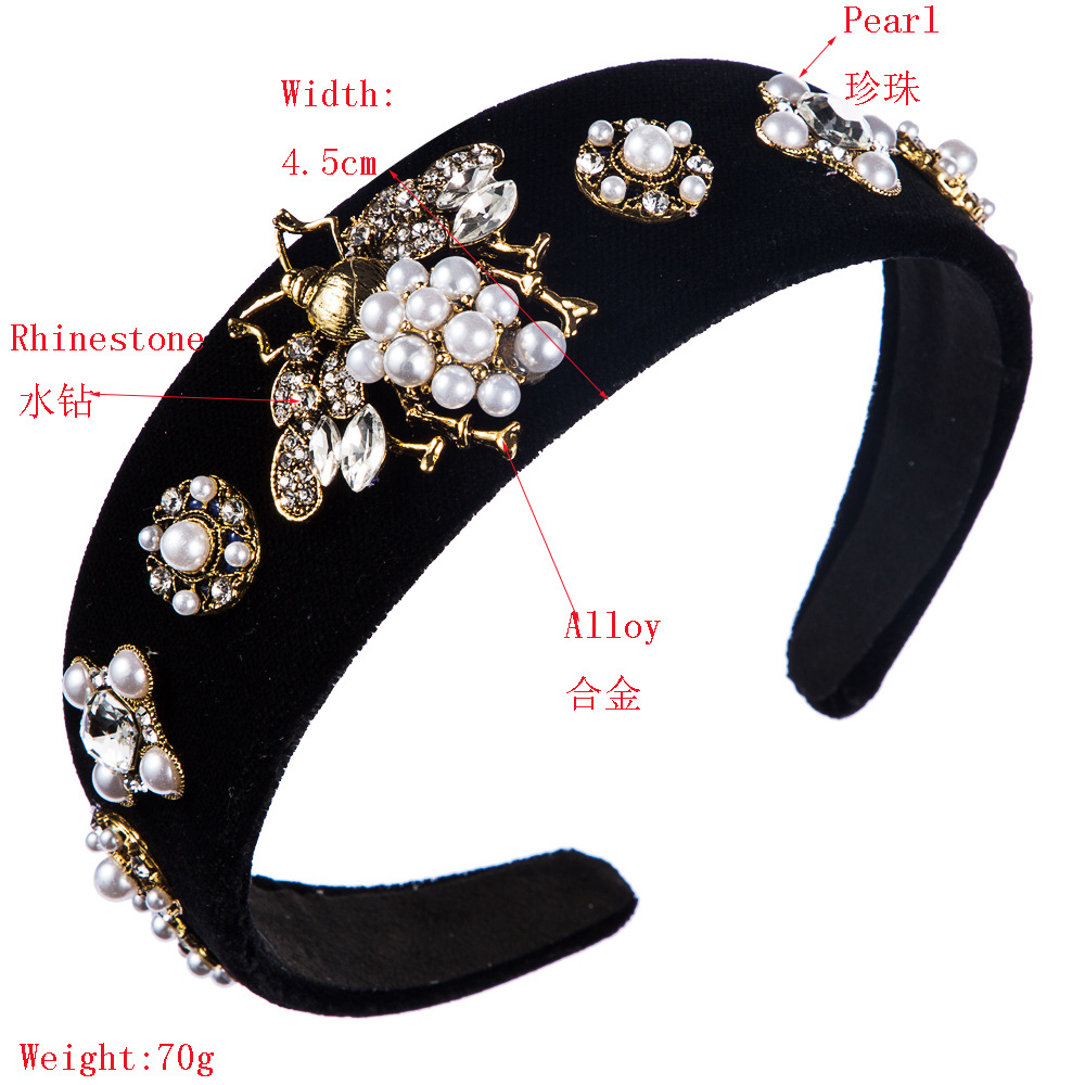 Women&#39;s Retro Baroque Pearl Bee Wide Brim Gold Velvet Headband display picture 1