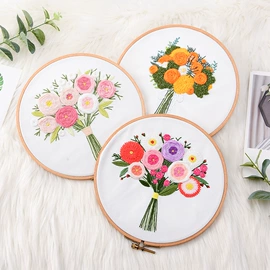布艺绣品;木质工艺品;线类