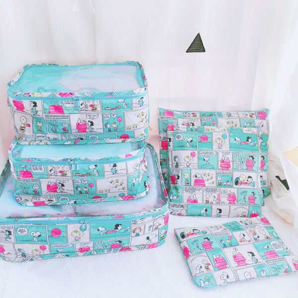 Cartoon waterproof storage system for traveling