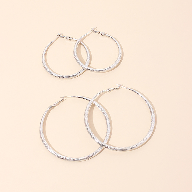 32g Weight No Inlaid Inlay Material Earrings Classification Wedding, Travel, Birthday Occasion Women'S Gender Ethnic Style Style Gold, Silver Color Geometric Big Circle Metal Ladies Ring Earrings Wholesale 2
