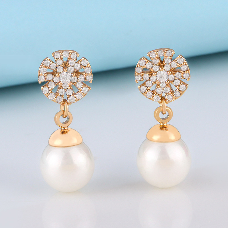 New Products South Korea New Pearl Tassel Earrings Senior Sense Earrings Wholesale Nihaojewelry display picture 2