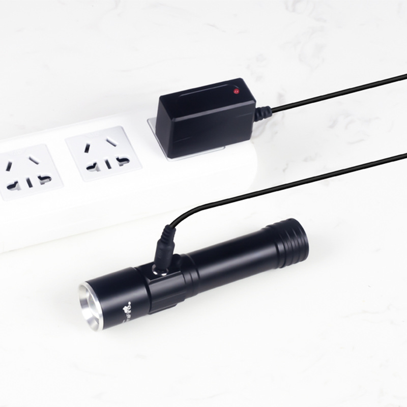 特价促销 18650锂电池充电器 头灯手电筒通用充电器 充满自停转灯