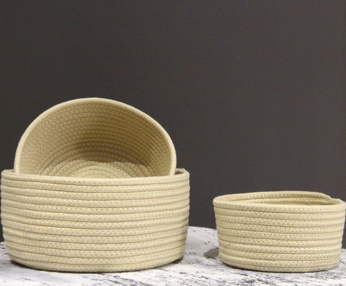 纯色普通圆盒大中小号