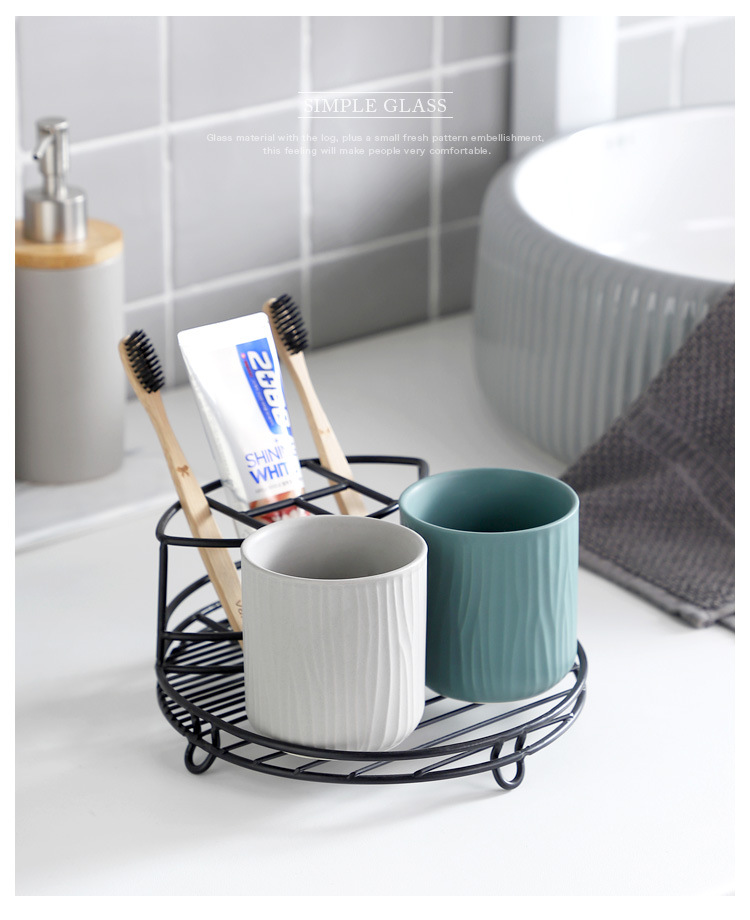 竖纹铁架洗漱杯_13.jpg