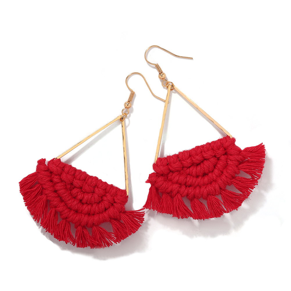 New Bohemian Fan-shaped Hand-woven Earrings For Women Wholesale display picture 10