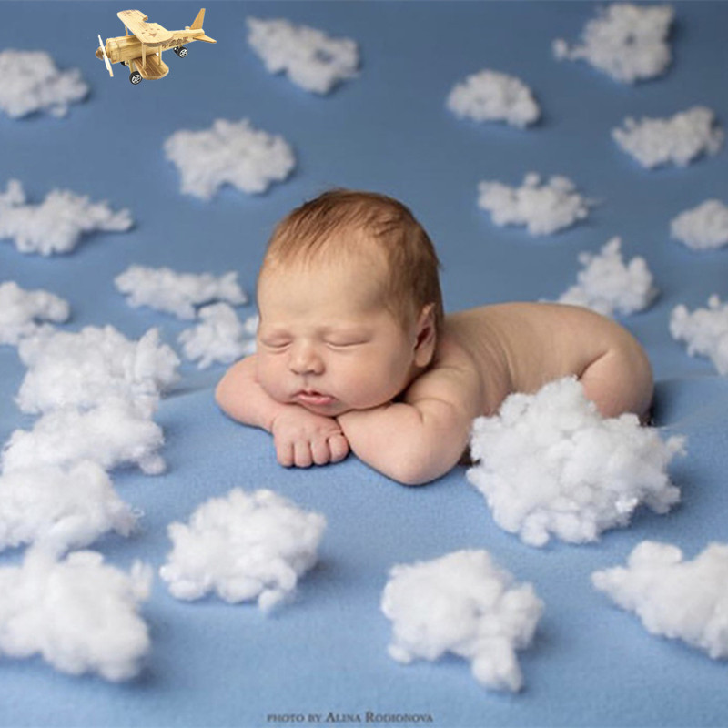 婴儿摄影主题道具天空蓝拍照背景欧美影楼新生儿满月造型写真毯子