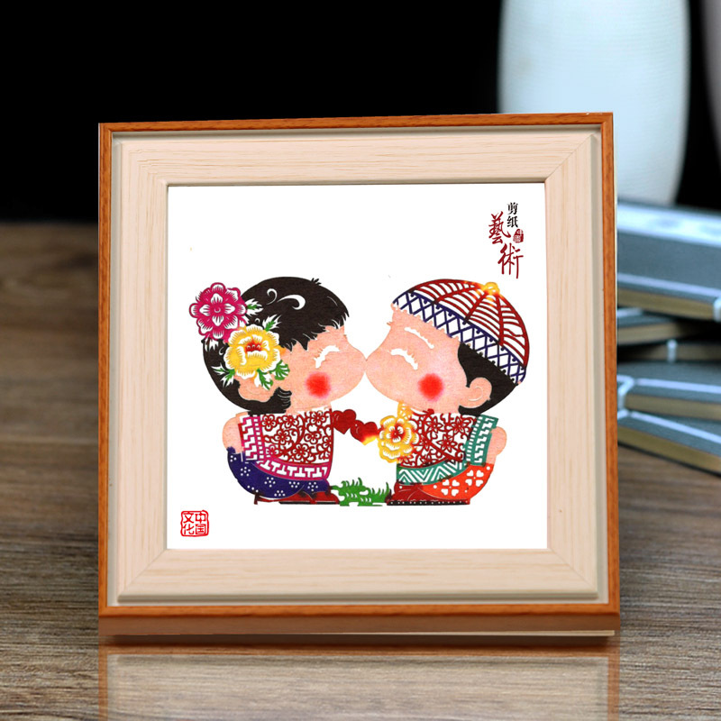 中国风工艺品送老外中国剪纸礼品十二生肖福字窗花剪纸年画摆件