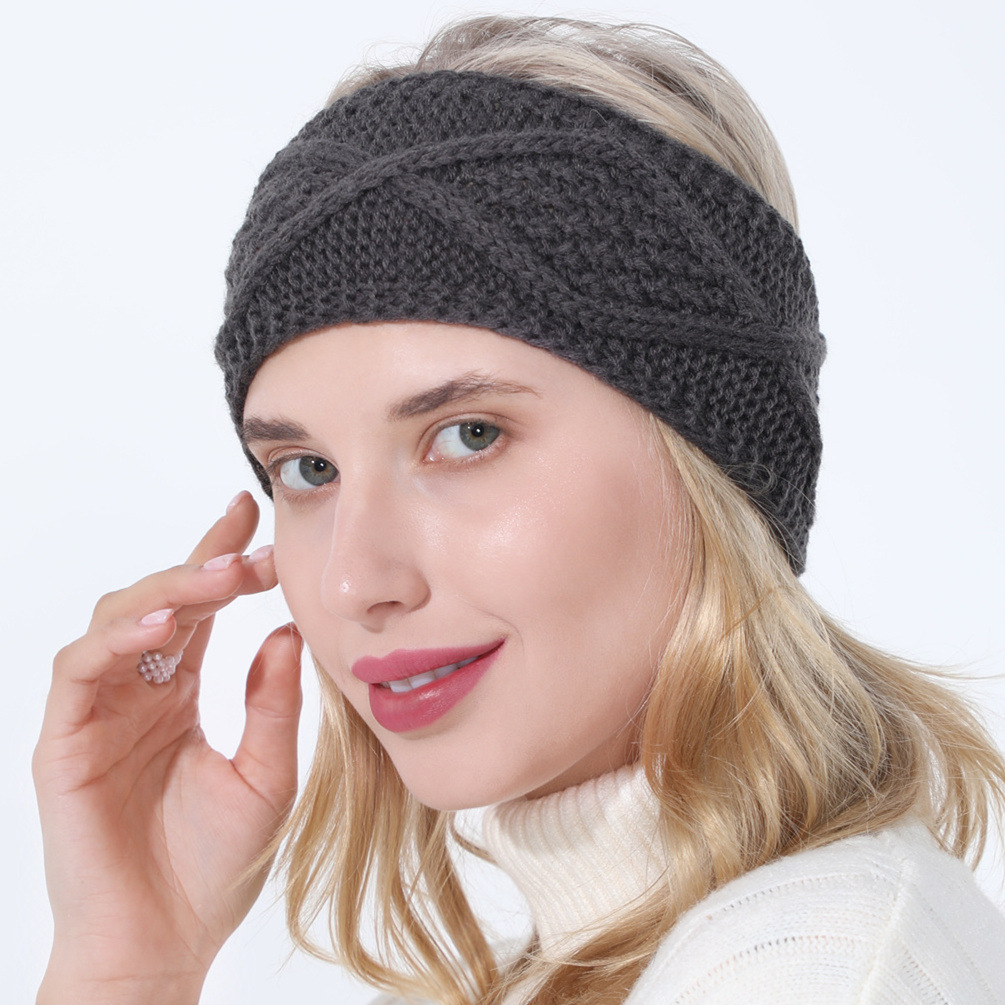 New Autumn and Winter Women's Knitted Face Wash Headcover with Woolen Hairband Aran Diamond High ponytail Hat_voghion.com