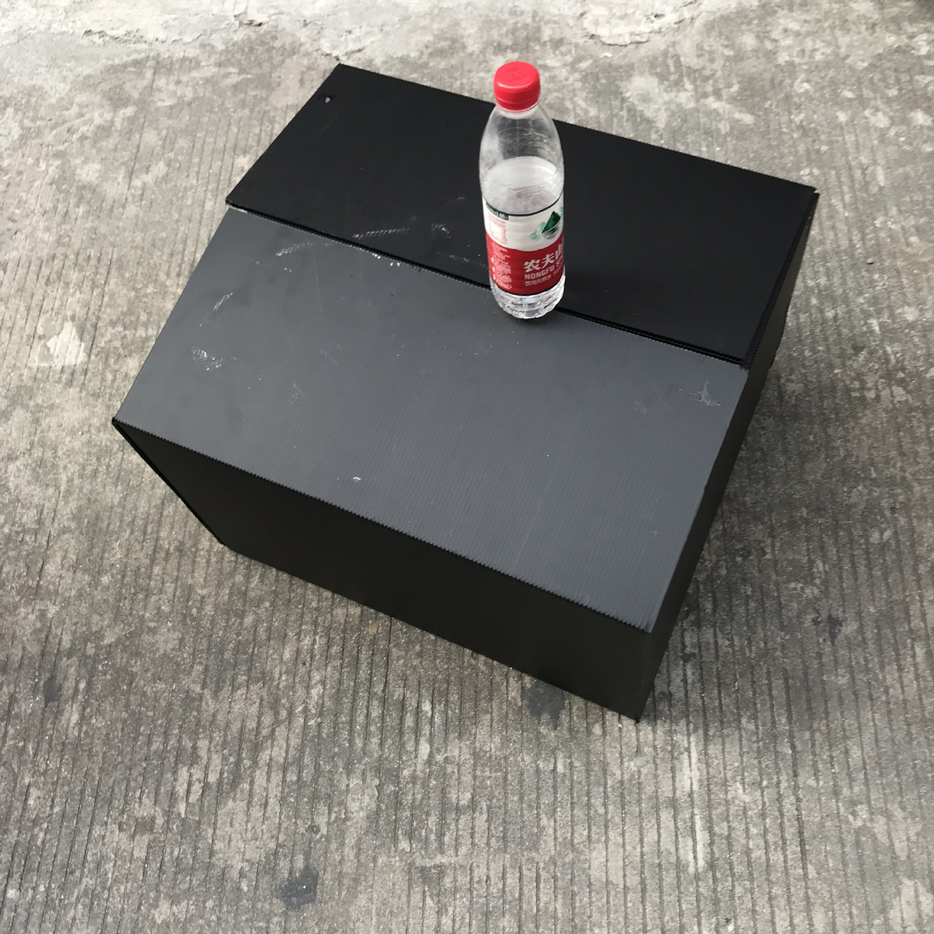 黄色 红色 橙色 3-5mm塑料瓦楞板 可做两头通纸箱型灰色中空板箱