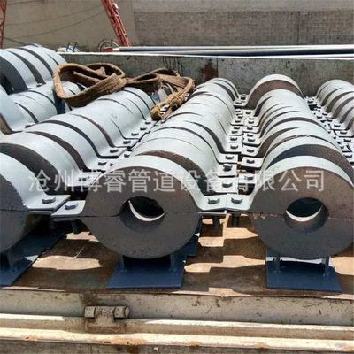 Supplying steam The Conduit heat insulation Pipe support Vermiculite heat insulation Pipe support Insulated pipe holder