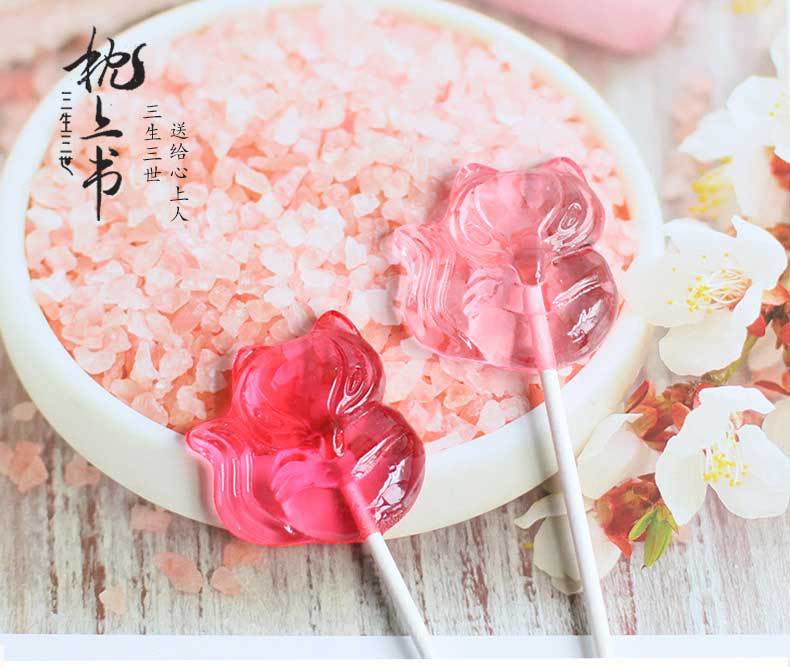 蜜桃味狐狸棒棒糖颜值糖果地摊货源手工糖果送女友伴手礼