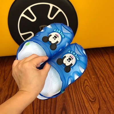 洞洞鞋 下单淘宝店铺：美丽心情的小丫|ms