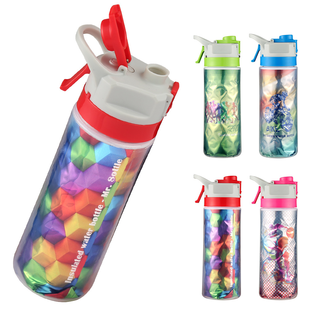 欧美热销600ml 双层保冷喷雾塑料运动水壶户外健身骑行水杯厂家