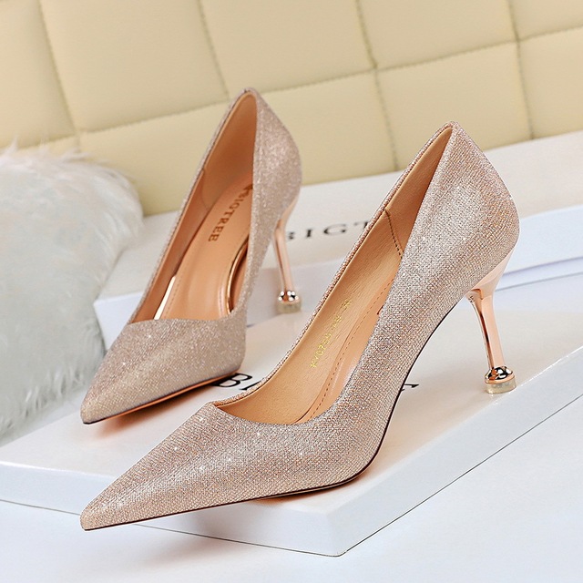 European and American metal heel light pointed Sequin shoes