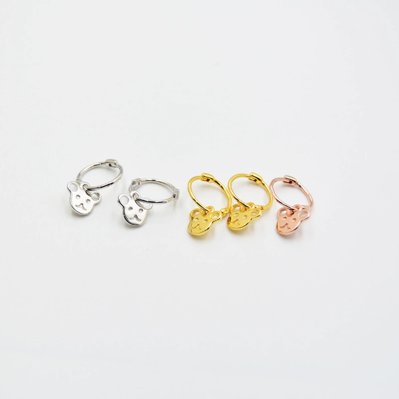 Small glossy minimalistic earrings, 925 sample silver, with little bears