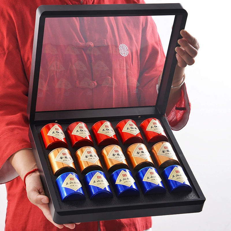 Руками из подарочной коробки черный чай золотой Цзюньмэй Чжэншань маленький чай Wuyishan чай подарок