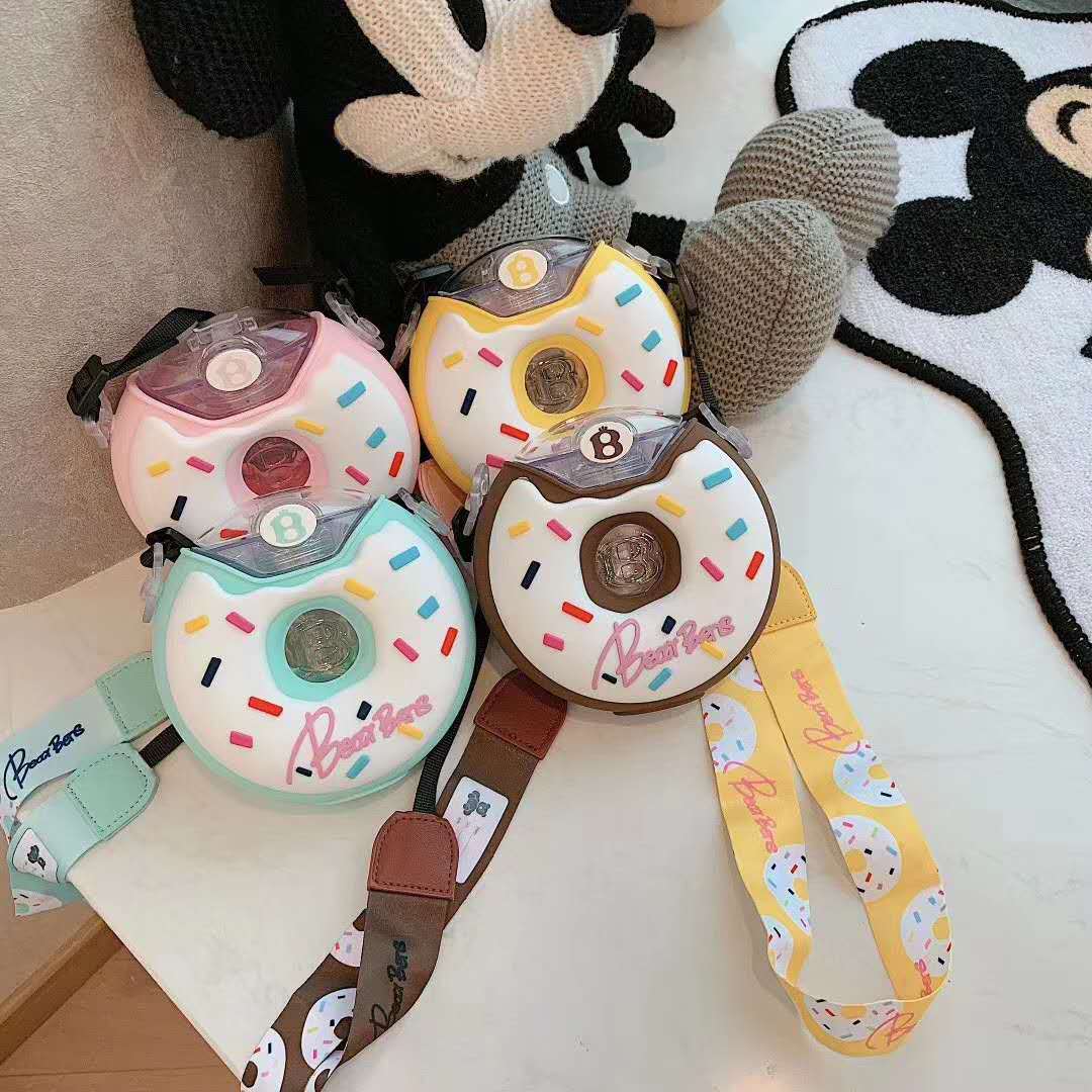 Kumamoto Summer Ice kettle Kumamoto doughnut kettle Water cup children Three generations The two generation Generation Security