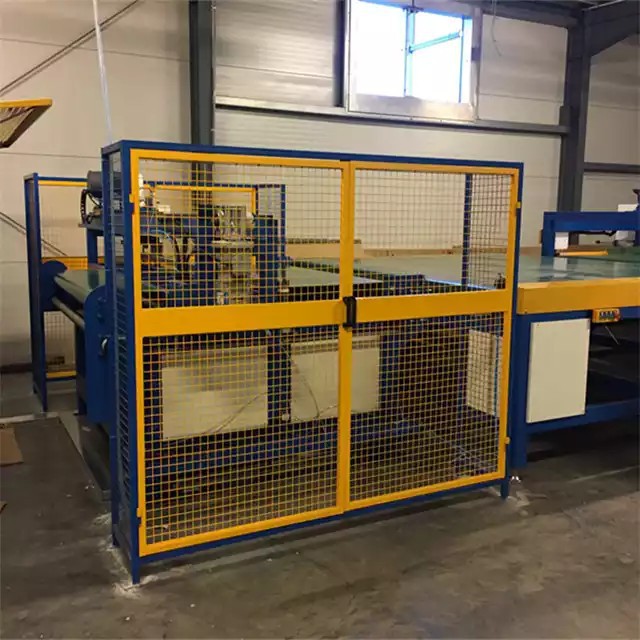 厂家直销新年清明纸蜂窝球 纸蜂窝灯笼纸拉花机械设备（高清图）