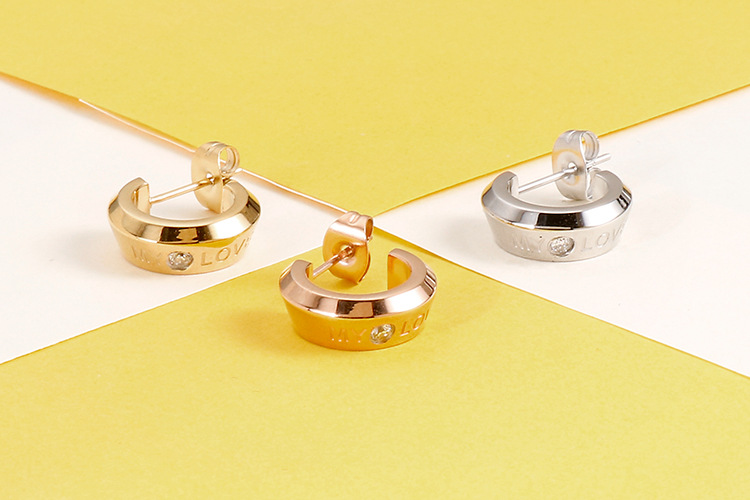 24g Weight Vacuum Plating Gold Plating Process 18K Gold Plated Plating Material Wedding, Travel Occasion Titanium Steel Material Women'S Gender Fashion Style Gold, Silver Color Fashion 18K Gold Plated Titanium Steel Wholesale 4