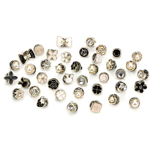Manufacturer Anti-Slip Button Brooch Cute Stud High-End Metal Embellished with Gems Decorative Button Adjustable No-Sew No-Nail Button