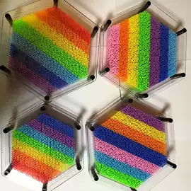 针画;手办模型;塑料工艺品