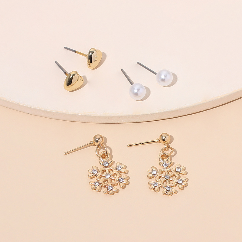 6g Weight Earrings Classification Wedding, Travel, Birthday, Festival Occasion Women'S Gender Cute Cartoon Zircon Christmas Pearl Earrings Set 2