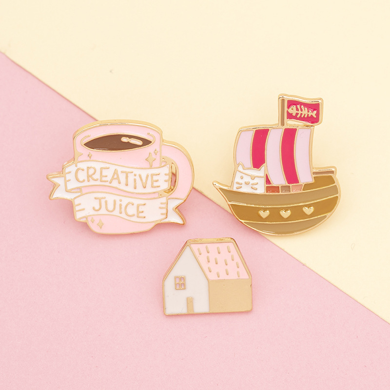 8g Weight No Inlaid Inlay Material Brooches Classification Anniversary, Business, Travel Occasion Alloy Material Cartoon Character Pattern Unisex Gender Stoving Varnish Design Fashion Style Fashion Pin Cartoon Character Alloy Stoving Varnish No Inlaid Unisex Brooches 1